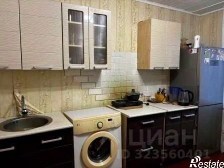 2-комн квартира улица 60 лет Октября, 10,  д. 10