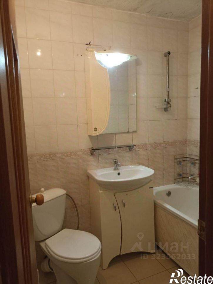 1-комн квартира улица 60 лет Октября, 10,  д. 10