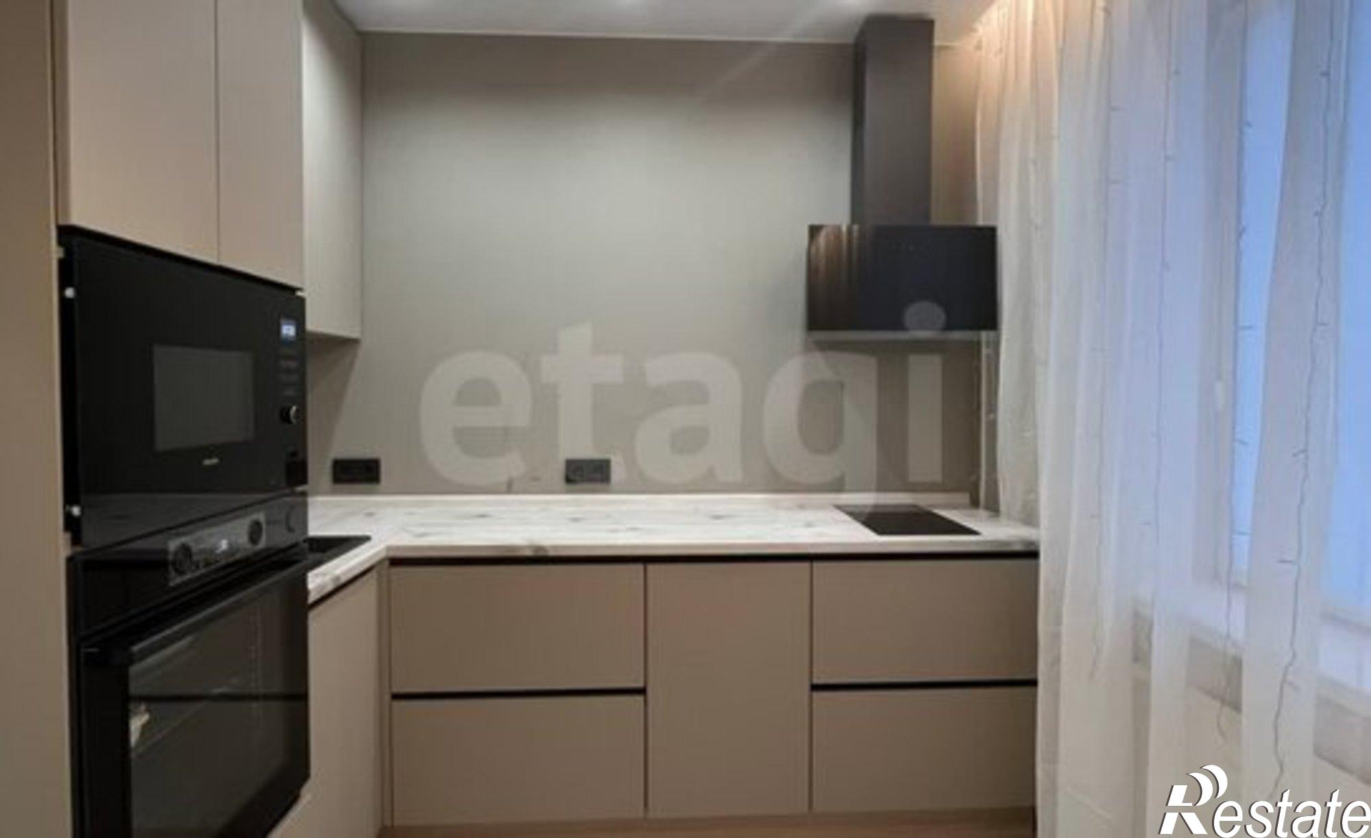 Купить квартиру за 3 400 000 рублей на ул Нефтяников, 52