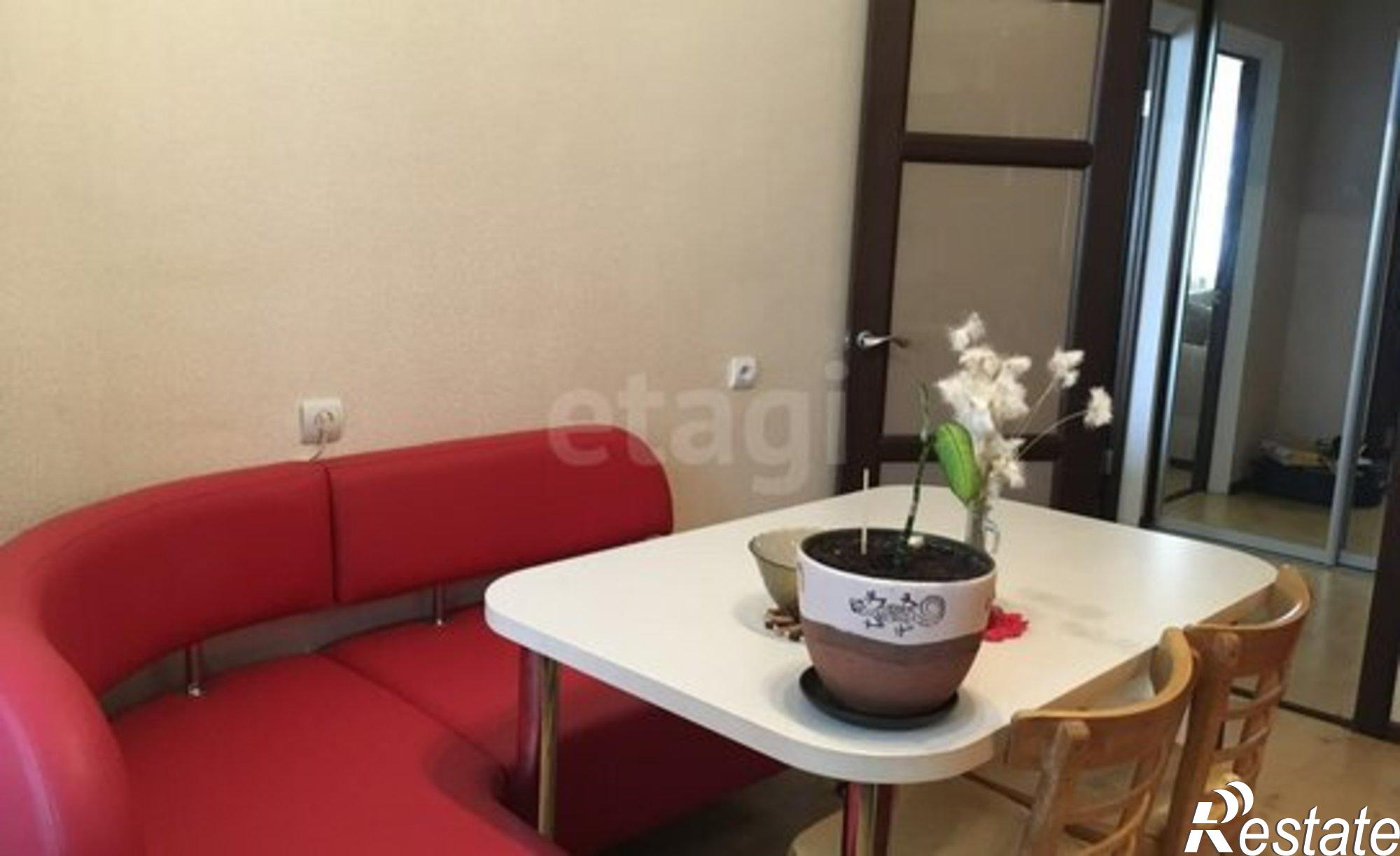 Купить квартиру за 4 000 000 рублей на ул Нефтяников, 45