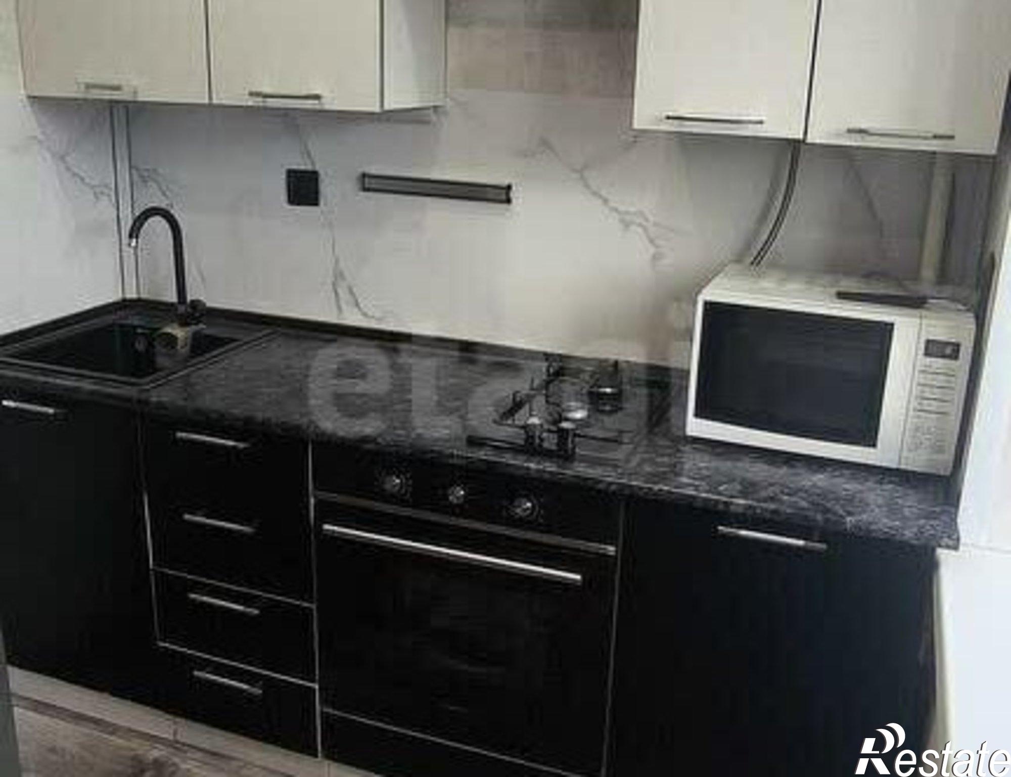 Купить квартиру за 2 400 000 рублей на мкр 6-й, 11