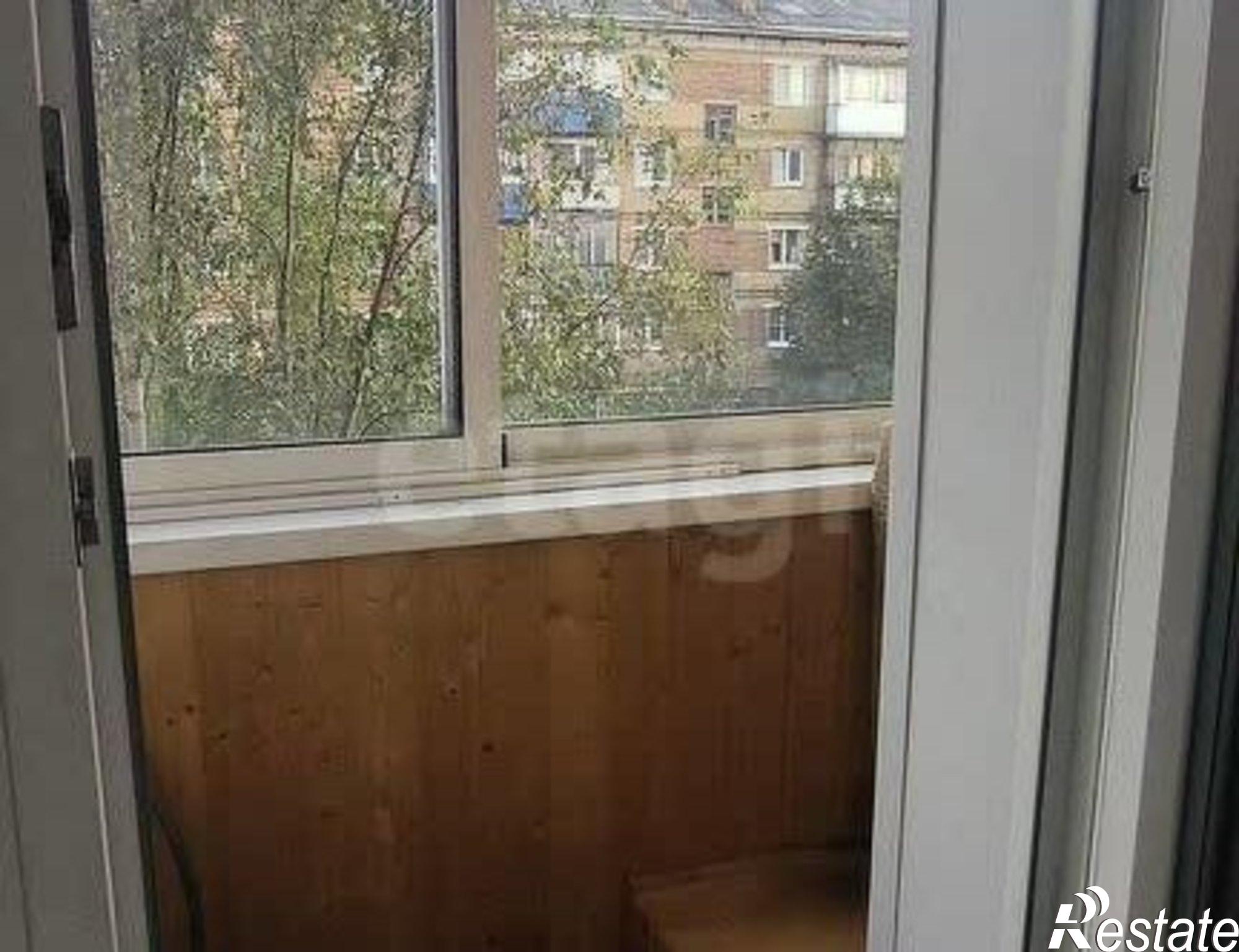 Купить квартиру за 2 400 000 рублей на мкр 6-й, 11