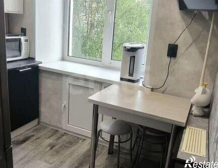 2-комн квартира мкр 6-й, 11,  д. 11