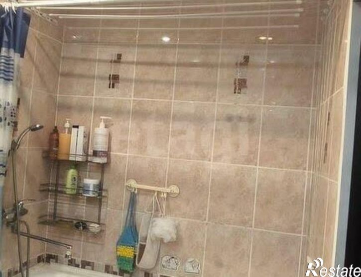 2-комн квартира мкр 6-й, 11,  д. 11