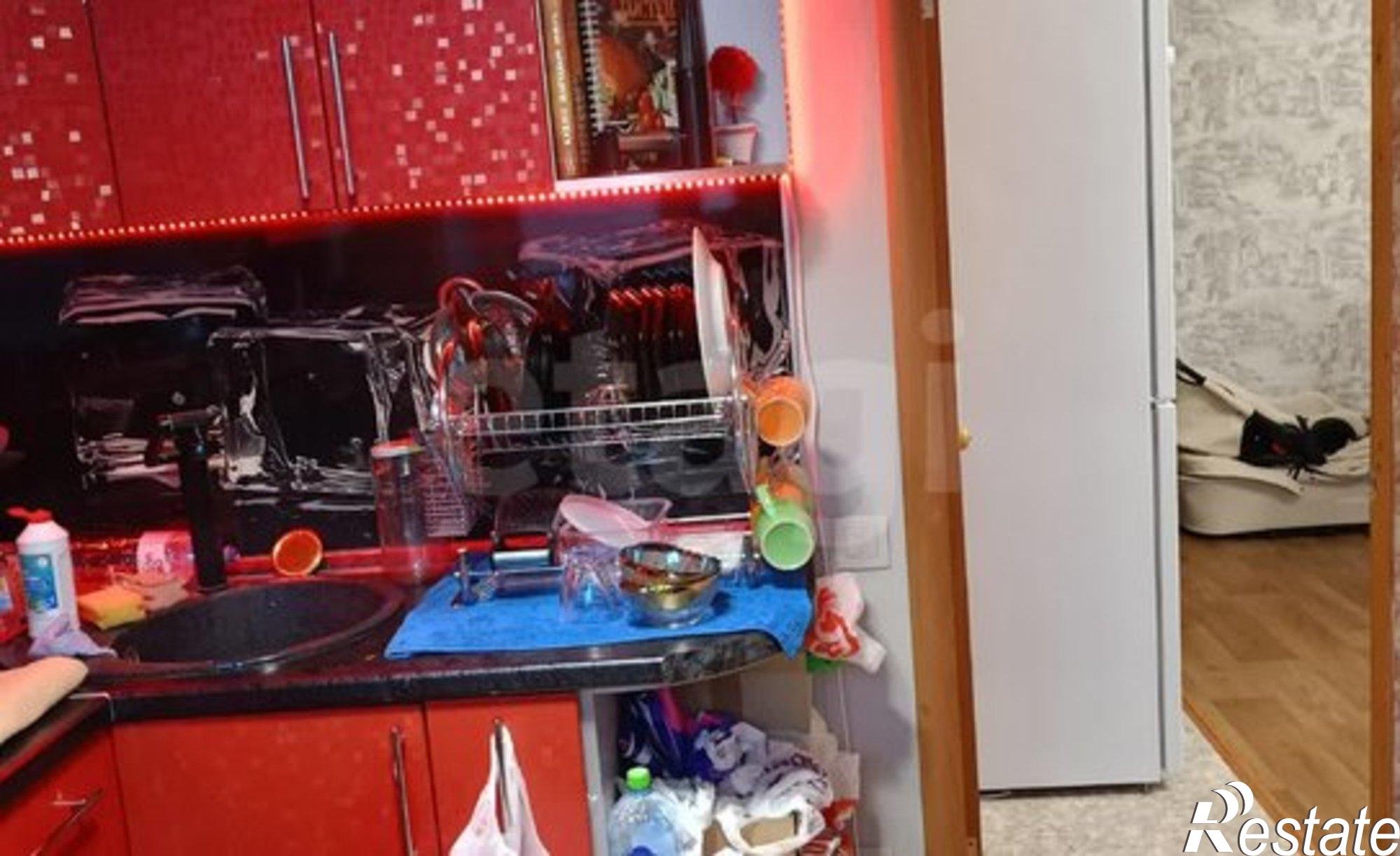 Купить квартиру за 2 000 000 рублей на Молодёжная улица, 10