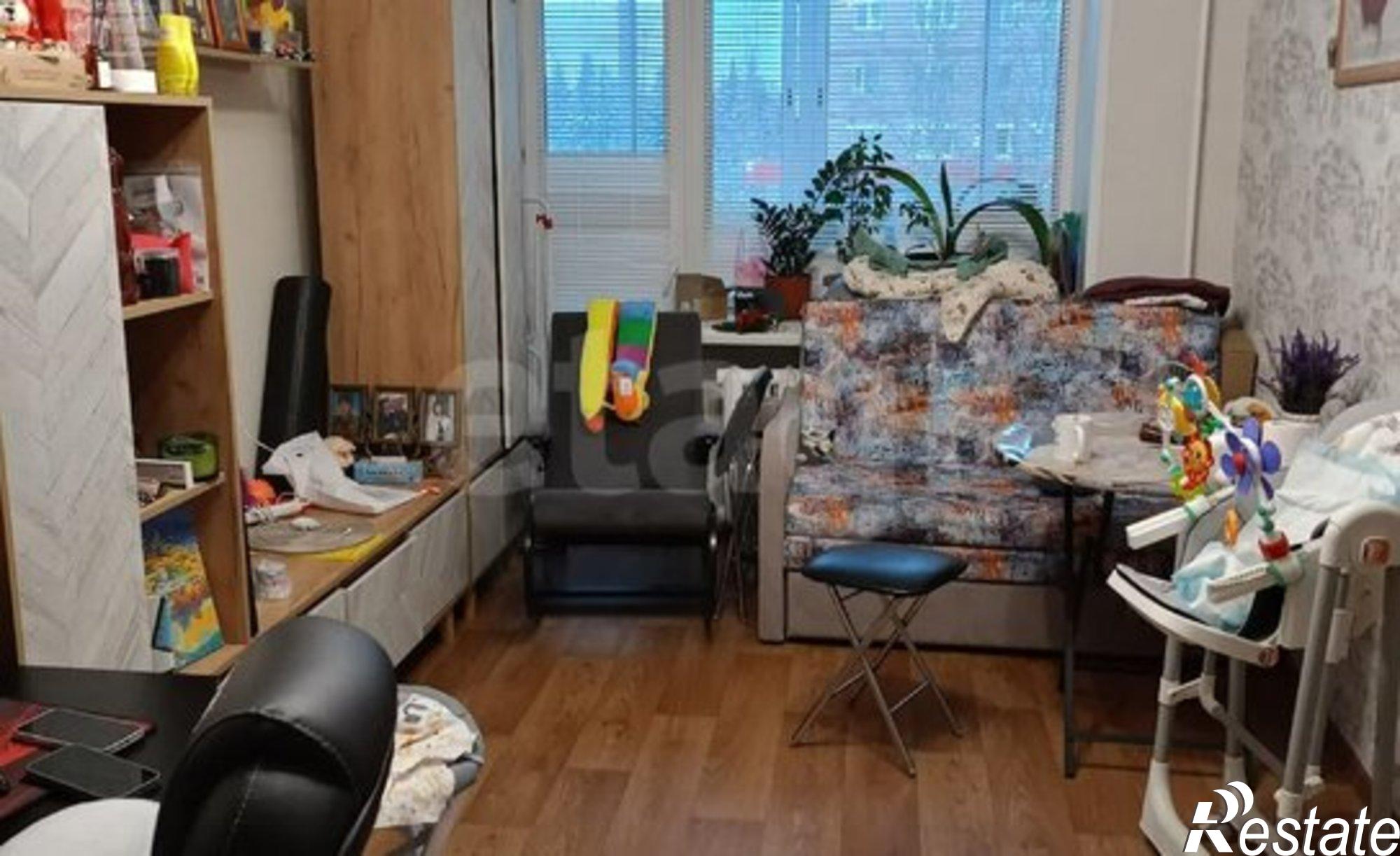 Купить квартиру за 2 000 000 рублей на Молодёжная улица, 10