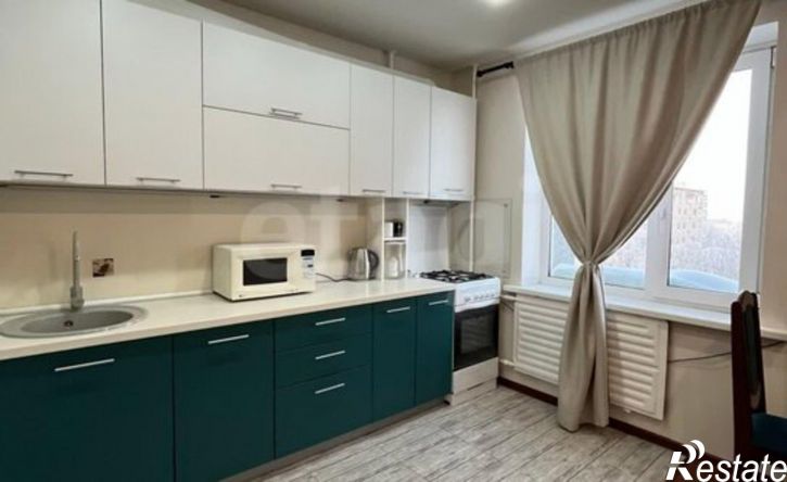 3-комн квартира ул Приполярная, 10а,  д. 10а