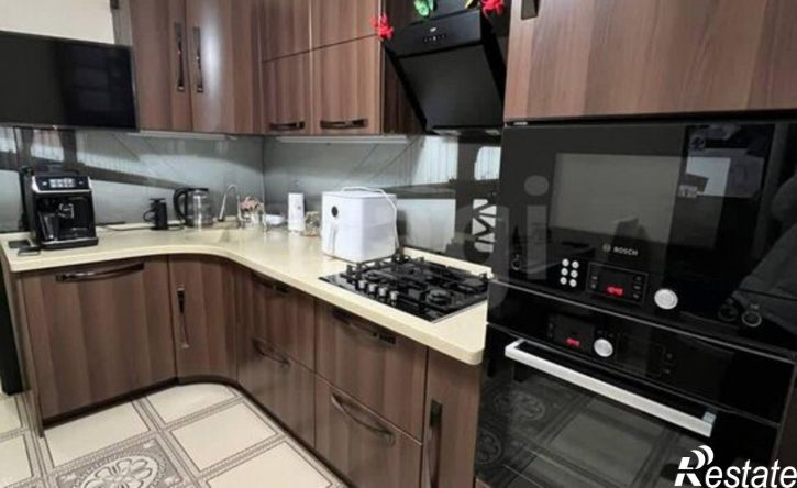 3-комн квартира ул Парковая, 8,  д. 8