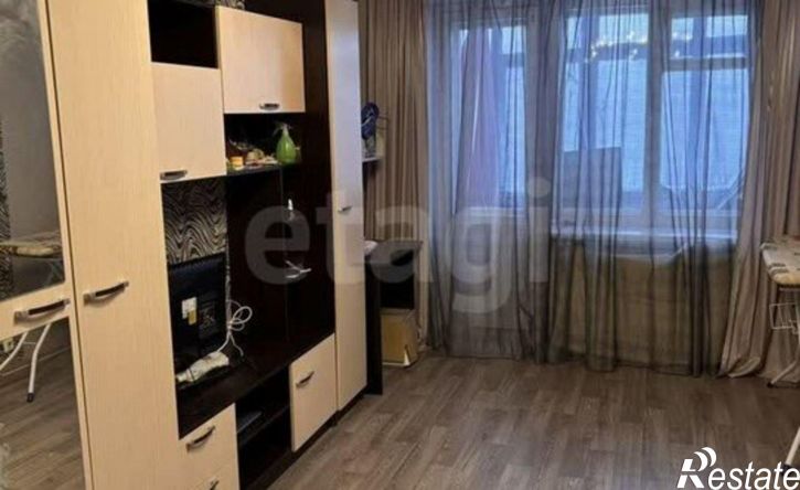 2-комн квартира мкр 6-й, 10,  д. 10