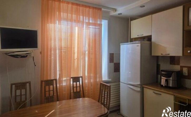 3-комн квартира улица Нефтяников, 36,  д. 36