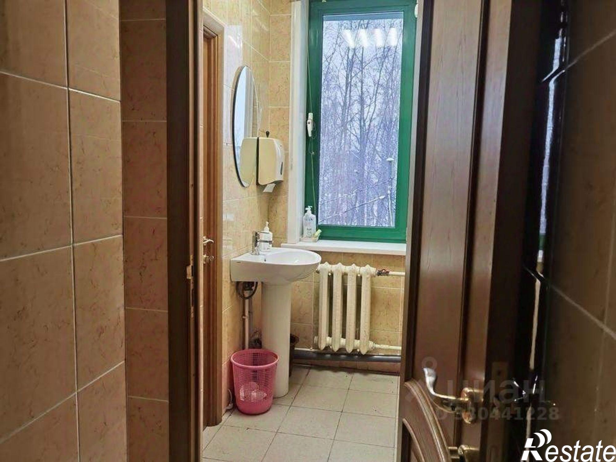Купить офис, помещение под офис за 2 931 250 рублей на ул Дзержинского, 116а
