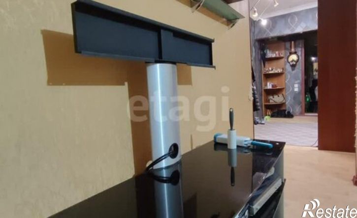 2-комн квартира улица Нефтяников, 50,  д. 50