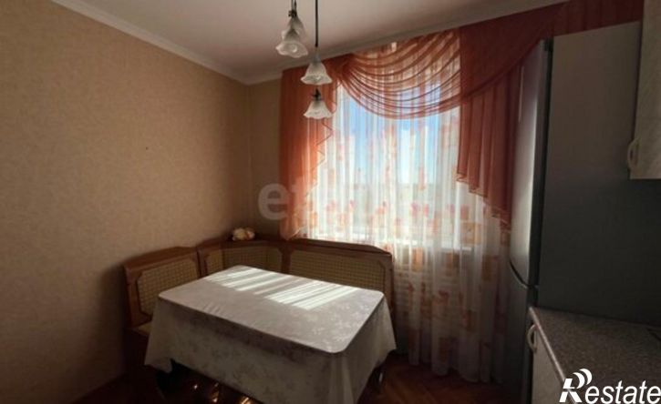 2-комн квартира улица 60 лет Октября, 11,  д. 11