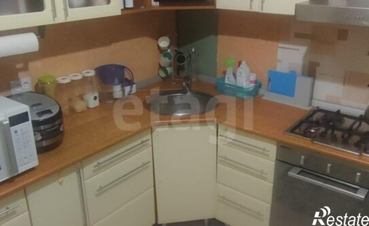 2-комн квартира улица Нефтяников, 50,  д. 50