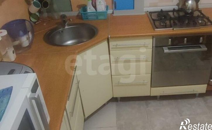 2-комн квартира улица Нефтяников, 50,  д. 50