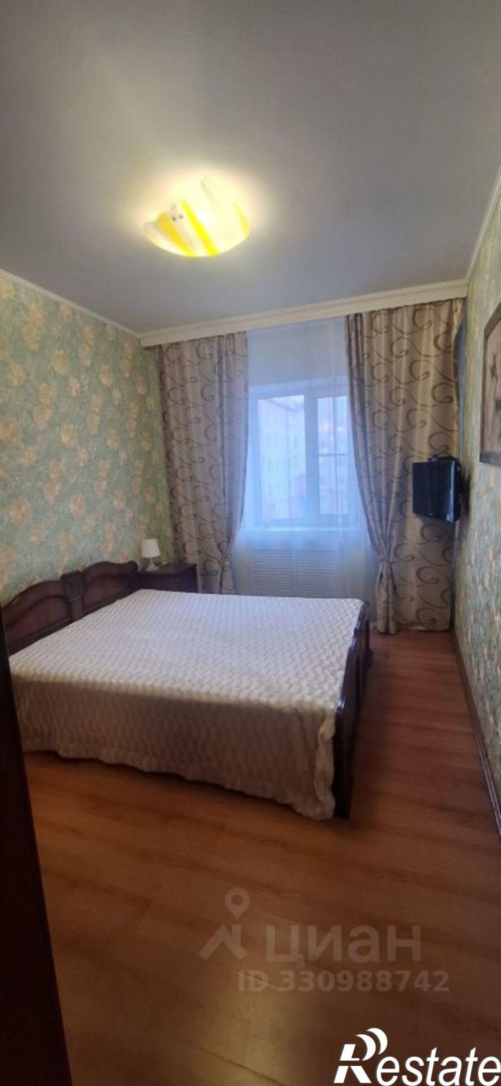 2-комн квартира улица Нефтяников, 45,  д. 45