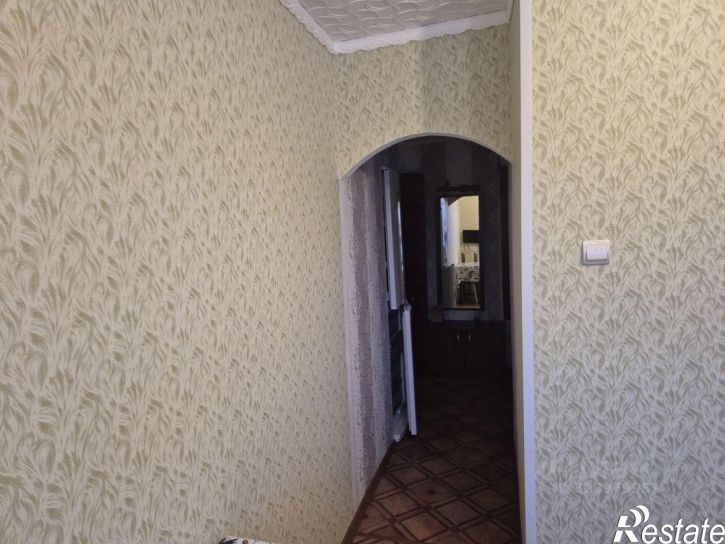 3-комн квартира улица Куратова, 12,  д. 12