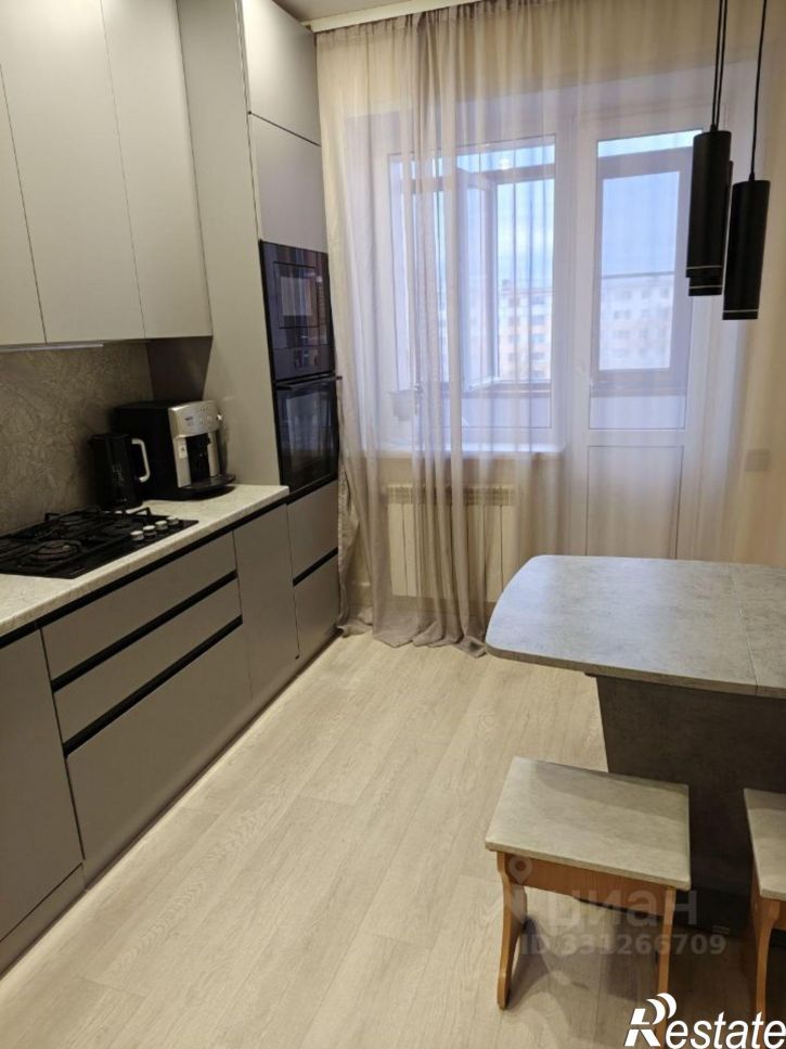 3-комн квартира Парковая улица, 8,  д. 8