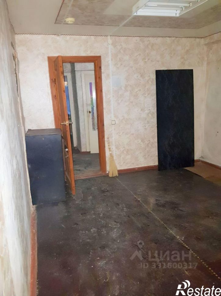 Помещение свободного назначения Коммунистическая улица, 3,  д. 3