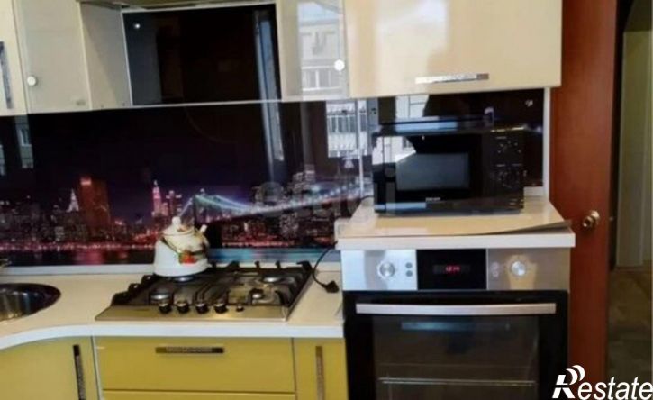 3-комн квартира Сыктывкар, проспект Бумажников, 38