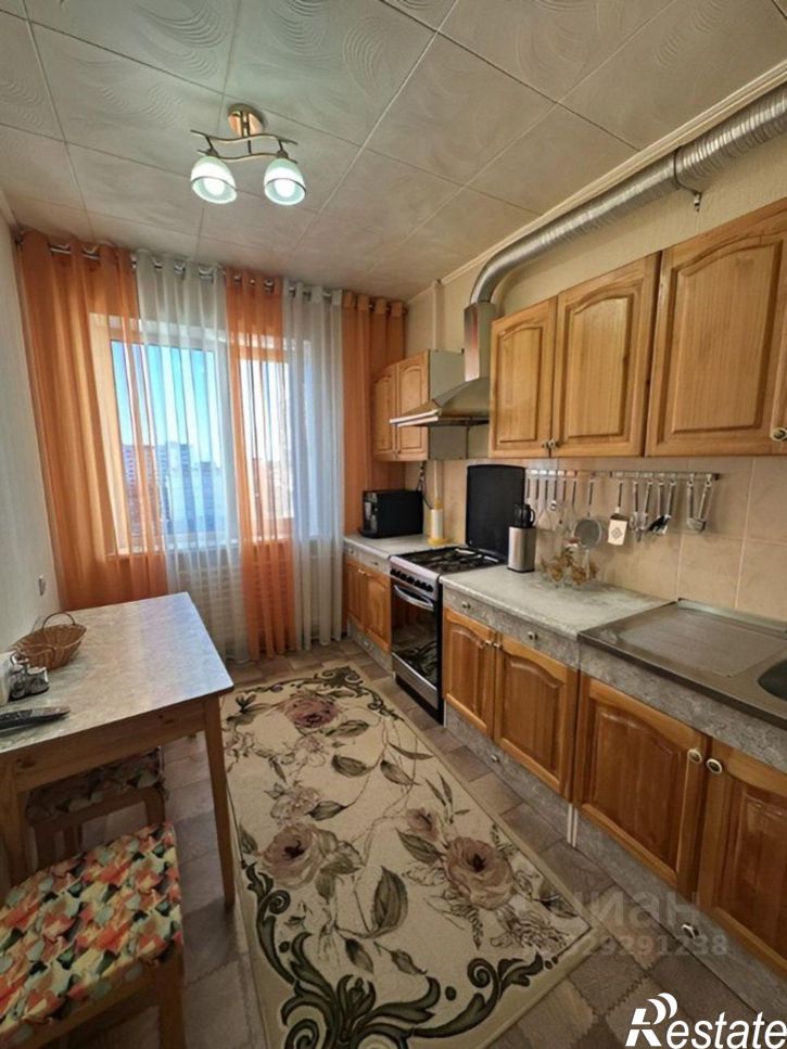 3-комн квартира Усинск, Молодёжная улица, 9