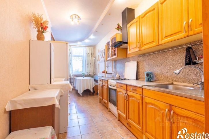 3-комн квартира Сыктывкар, улица Кутузова, 17