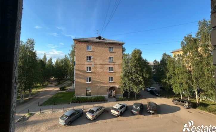 2-комн квартира Ухта, проспект Космонавтов, 12