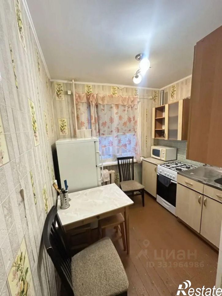 1-комн квартира Центральный м-н, Коммунистическая улица, 36