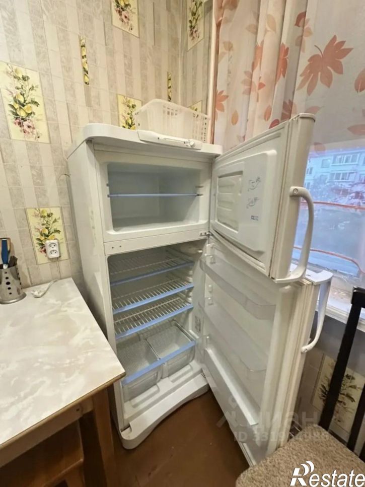 1-комн квартира Центральный м-н, Коммунистическая улица, 36