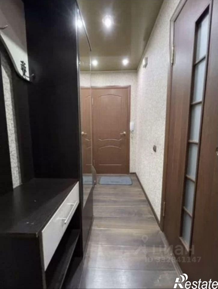 3-комн квартира Воркута, улица Чернова, 2