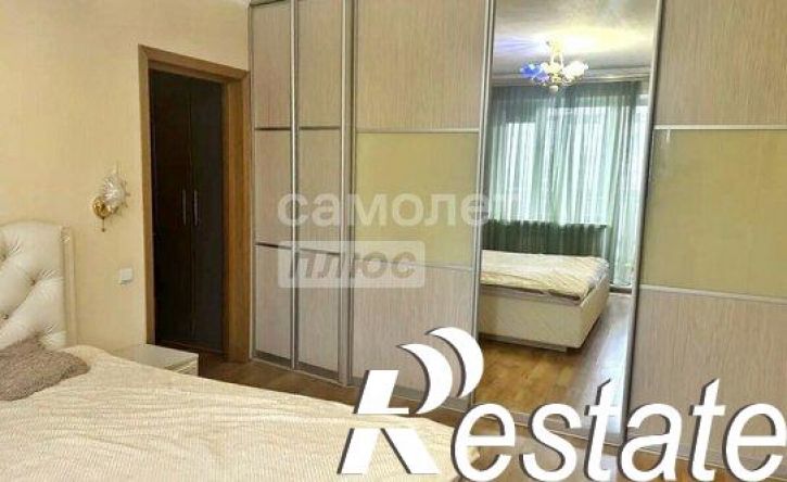 2-комн квартира улица Нефтяников, 52,  д. 52