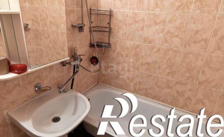 2-комн квартира мкр 6-й, 25,  д. 25