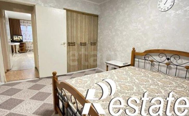 2-комн квартира улица 60 лет Октября, 1А,  д. 1А