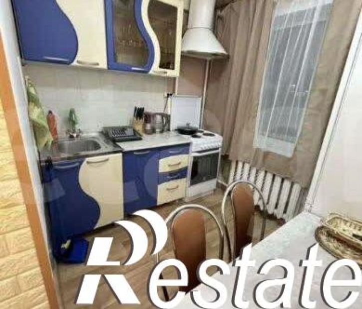 2-комн квартира улица Строителей, 9Б,  д. 9Б
