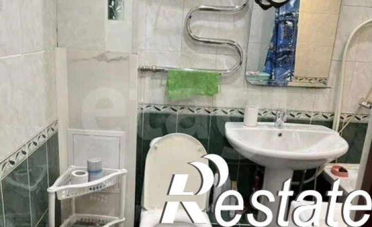2-комн квартира улица Строителей, 9Б,  д. 9Б